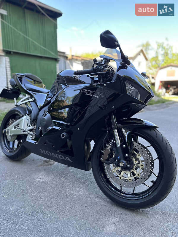 Спортбайк Honda CBR 600RR 2013 в Харкові