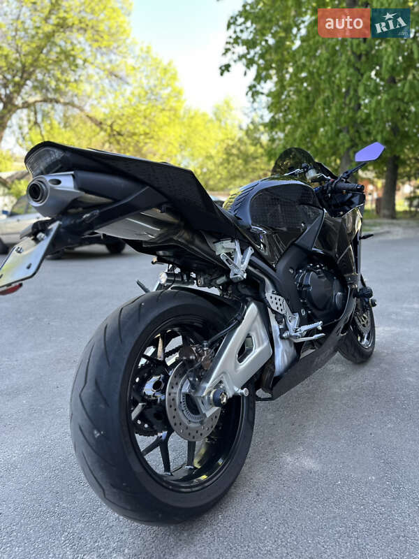 Спортбайк Honda CBR 600RR 2013 в Харкові