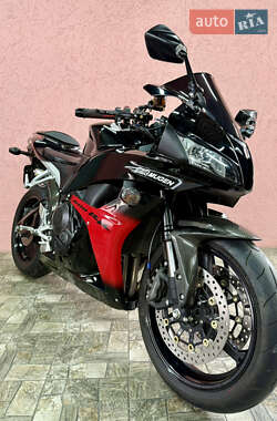 Мотоцикл Спорт-туризм Honda CBR 600RR 2010 в Киеве