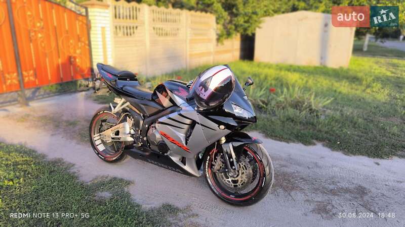 Спортбайк Honda CBR 600RR 2005 в Яготине