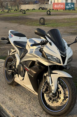 Спортбайк Honda CBR 600RR 2009 в Краснограді