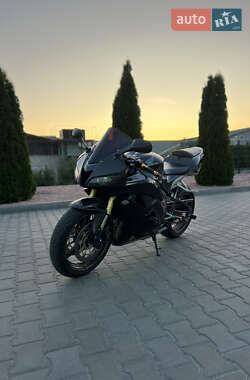 Спортбайк Honda CBR 600RR 2012 в 