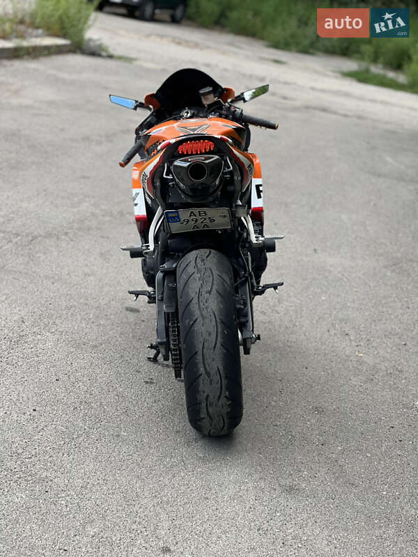 Спортбайк Honda CBR 600RR 2007 в Немирові
