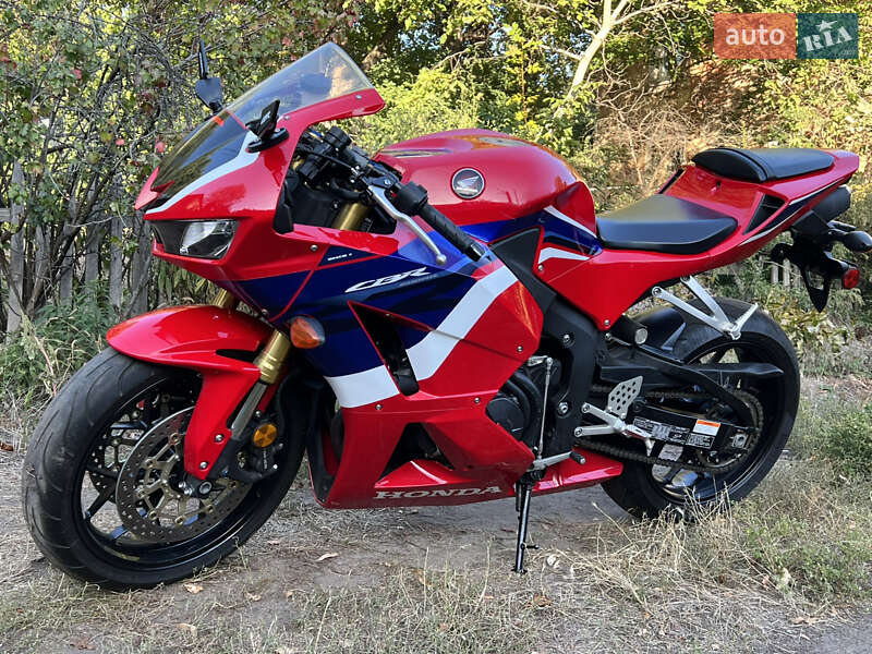 Спортбайк Honda CBR 600RR 2024 в Кропивницком
