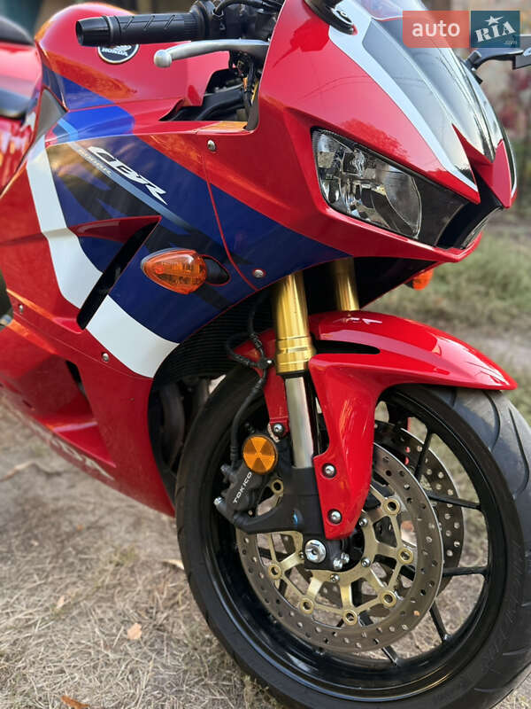 Спортбайк Honda CBR 600RR 2024 в Кропивницком