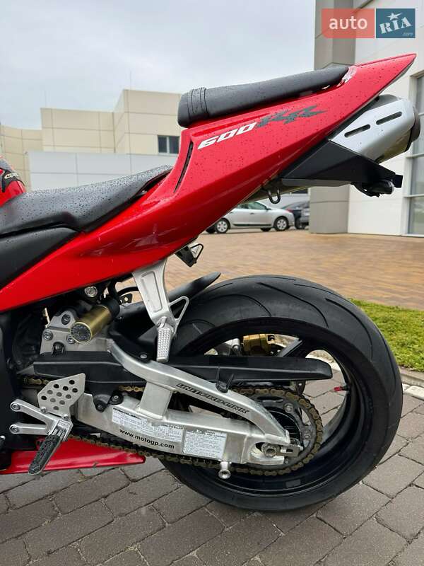 Спортбайк Honda CBR 600RR 2003 в Киеве