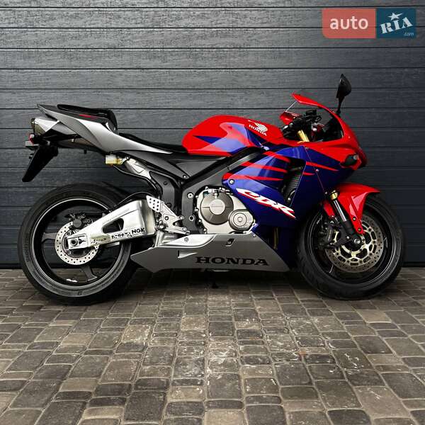 Мотоцикл Без обтекателей (Naked bike) Honda CBR 600RR 2005 в Белой Церкви фото 2 Мотоцикл Без обтекателей (Naked bike) Honda CBR 600RR 2005 в Белой Церкви