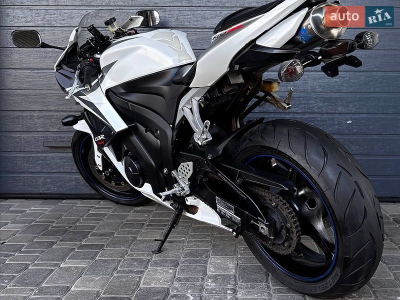 Спортбайк Honda CBR 600RR 2007 в Белой Церкви
