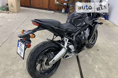 Мотоцикл Спорт-туризм Honda CBR 650F 2014 в Калуше
