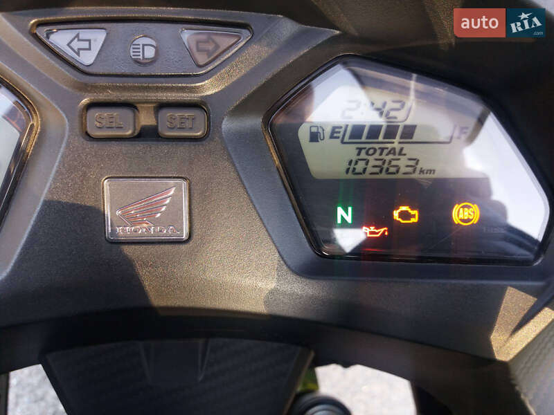 Мотоцикл Спорт-туризм Honda CBR 650F 2014 в Казатине