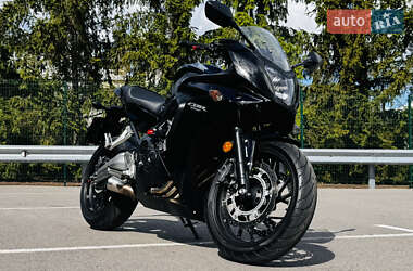 Мотоцикл Спорт-туризм Honda CBR 650F 2015 в 