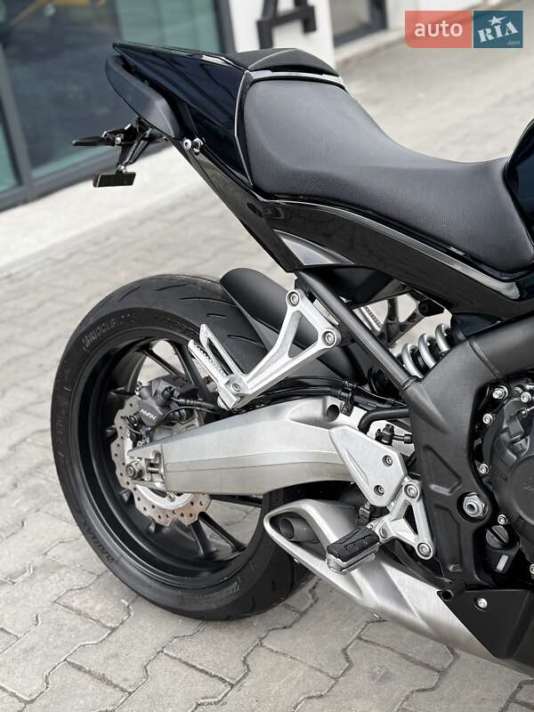 Мотоцикл Спорт-туризм Honda CBR 650F 2014 в Ровно