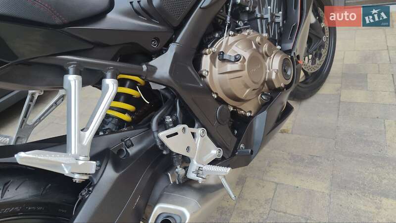 Спортбайк Honda CBR 650R 2021 в Тернополе фото 3 Спортбайк Honda CBR 650R 2021 в Тернополе