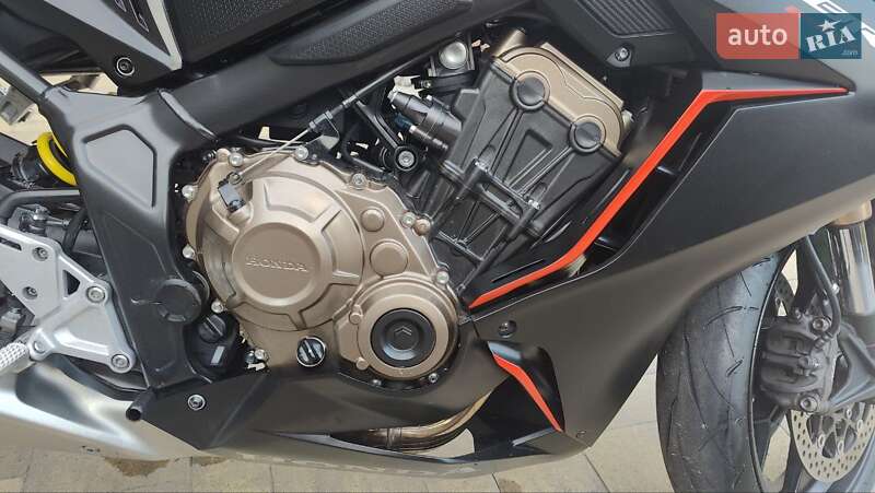 Спортбайк Honda CBR 650R 2021 в Тернополе фото 22 Спортбайк Honda CBR 650R 2021 в Тернополе