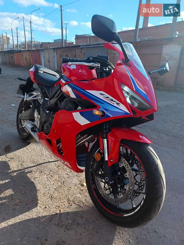 Спортбайк Honda CBR 650R 2024 в Полтаве