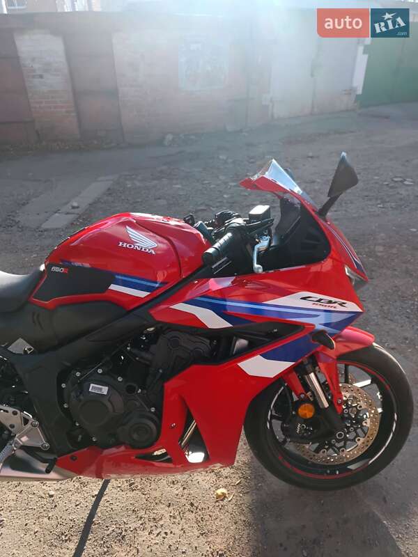Спортбайк Honda CBR 650R 2024 в Полтаве