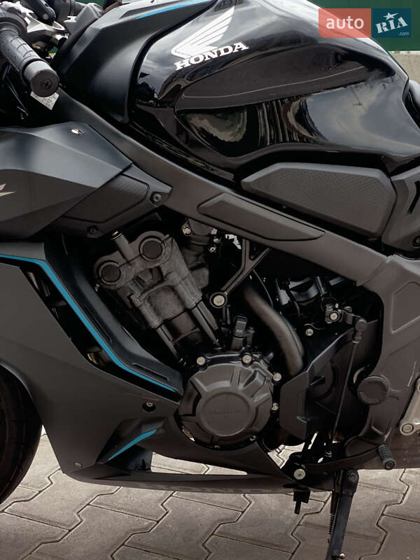 Спортбайк Honda CBR 650R 2023 в Софиевской Борщаговке