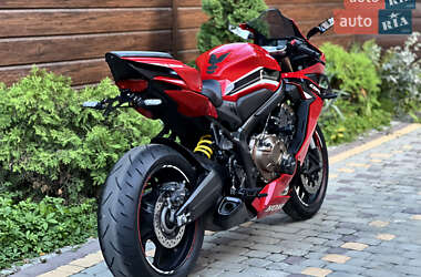 Мотоцикл Спорт-туризм Honda CBR 650R 2021 в 
