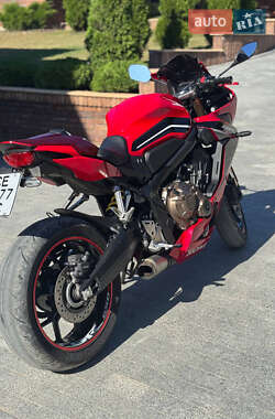 Мотоцикл Классік Honda CBR 650R 2022 в 