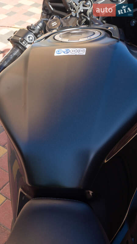 Спортбайк Honda CBR 650R 2024 в Хмельницком фото 11 Спортбайк Honda CBR 650R 2024 в Хмельницком