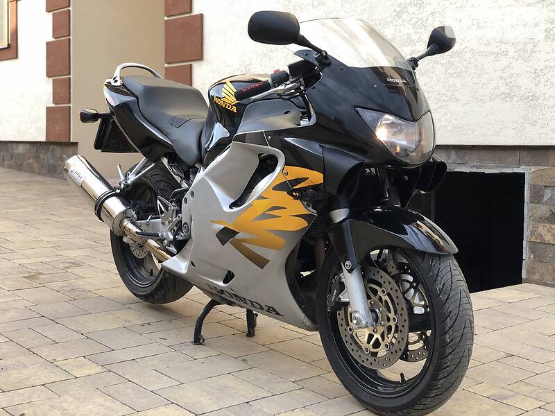 Хонда cbr 750