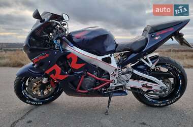 Спортбайк Honda CBR 900RR 1995 в 
