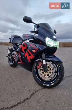 Спортбайк Honda CBR 900RR 1995 в 