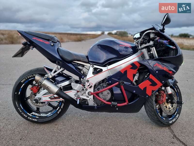 Спортбайк Honda CBR 900RR 1995 в Николаеве