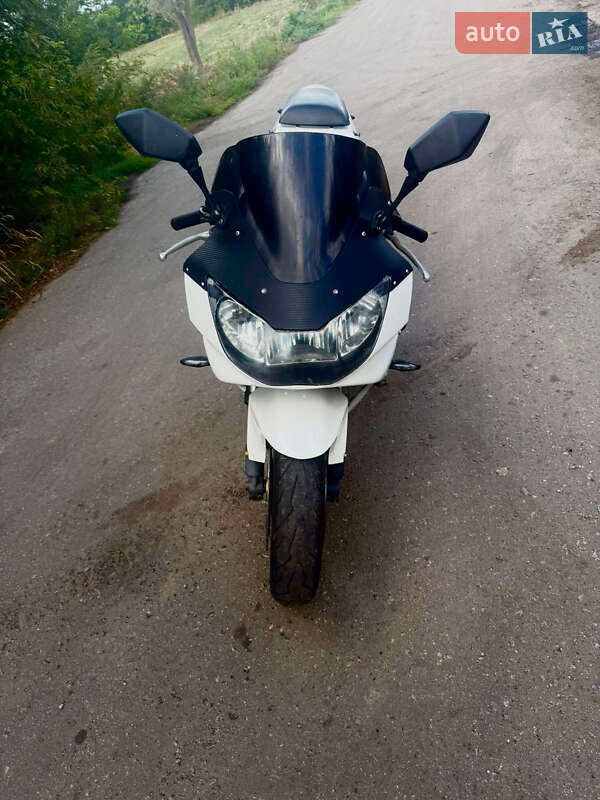 Спортбайк Honda CBR 929RR 2001 в Вільнянську фото 9 Спортбайк Honda CBR 929RR 2001 в Вільнянську