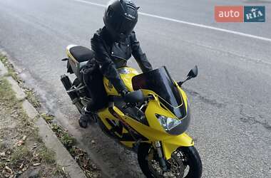 Спортбайк Honda CBR 929RR 2001 в Жмеринке