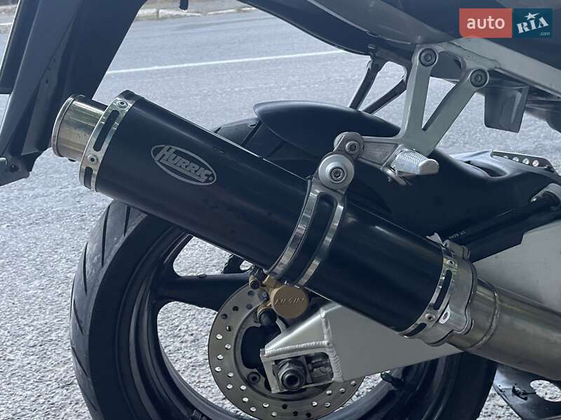 Спортбайк Honda CBR 929RR 2001 в Жмеринке фото 13 Спортбайк Honda CBR 929RR 2001 в Жмеринке