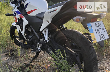 Спортбайк Honda CBR 2013 в Киеве