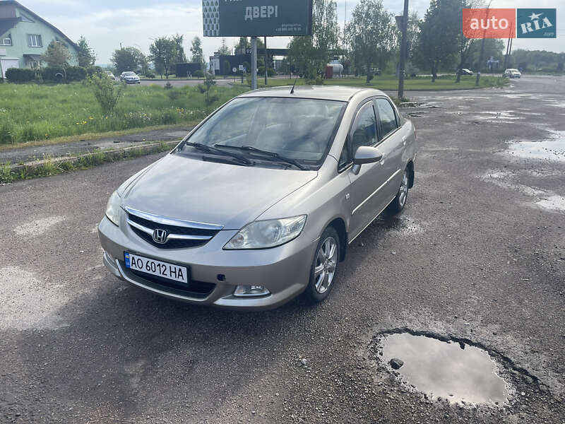 Седан Honda City 2006 в Калуші