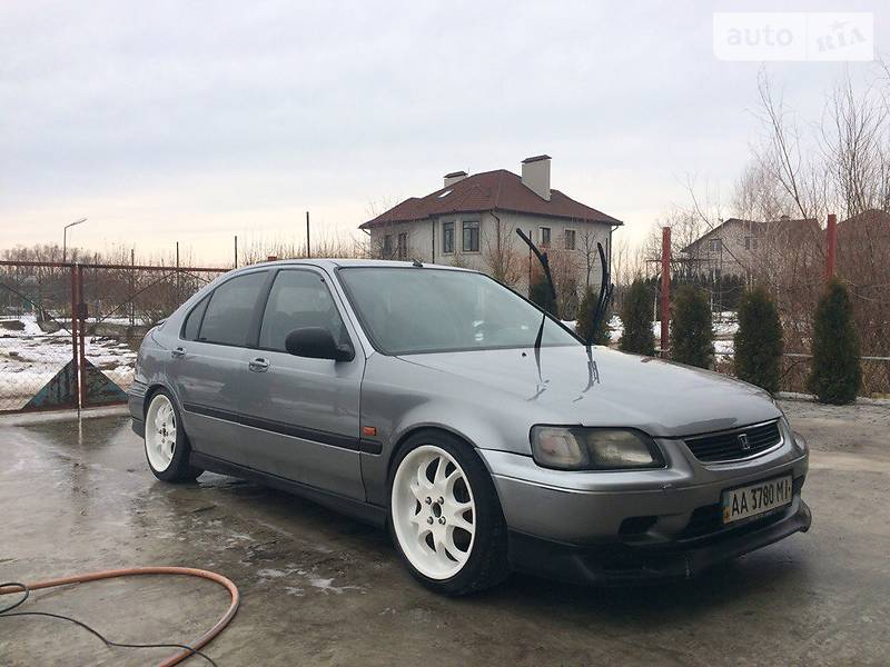 Хэтчбек Honda Civic 1996 в Киеве