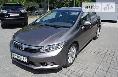 Седан Honda Civic 2012 в Мариуполе