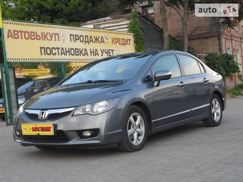 Седан Honda Civic 2011 в Днепре