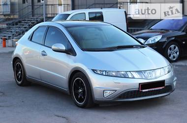 Хэтчбек Honda Civic 2007 в Запорожье