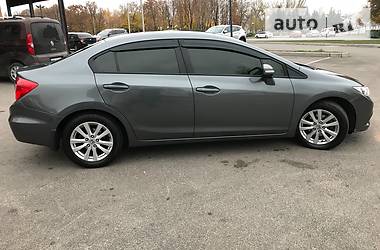 Седан Honda Civic 2012 в Днепре