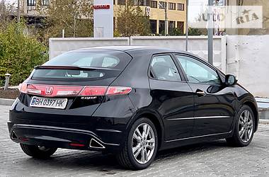 Хэтчбек Honda Civic 2011 в Одессе