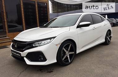 Хэтчбек Honda Civic 2016 в Киеве