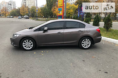 Седан Honda Civic 2012 в Харькове