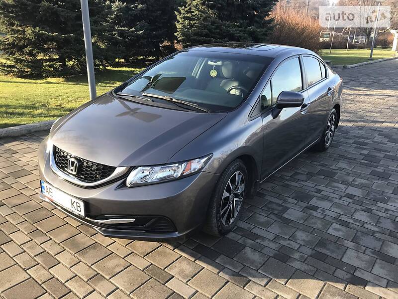 Седан Honda Civic 2015 в Днепре