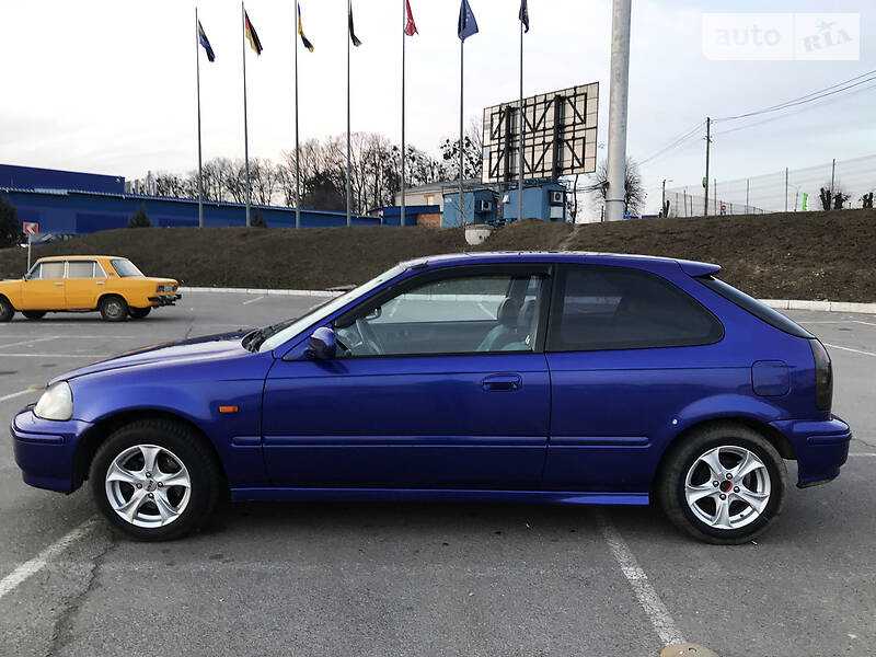 Хэтчбек Honda Civic 1998 в Виннице