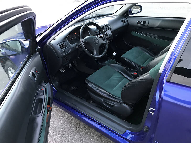 Хэтчбек Honda Civic 1998 в Виннице