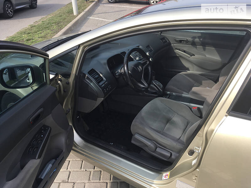Седан Honda Civic 2008 в Дніпрі