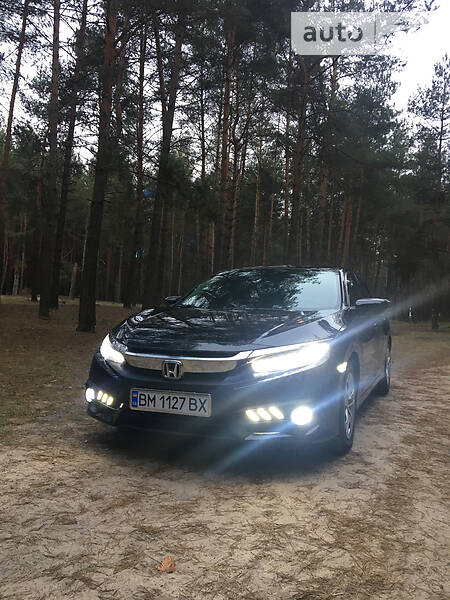 Седан Honda Civic 2016 в Сумах