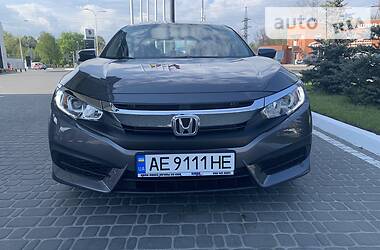 Седан Honda Civic 2016 в 
