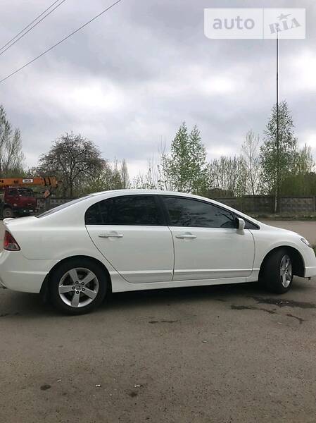 Седан Honda Civic 2007 в Коростишеві