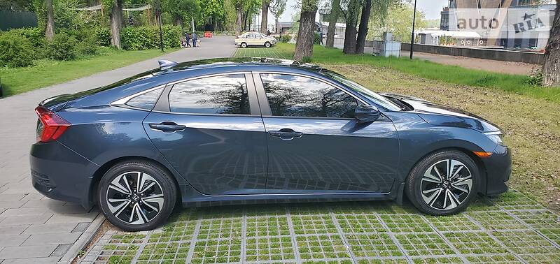 Седан Honda Civic 2016 в Києві