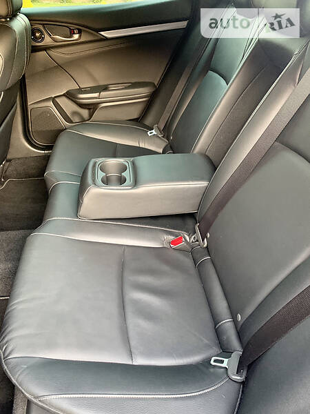 Хетчбек Honda Civic 2018 в Полтаві фото 13 Хетчбек Honda Civic 2018 в Полтаві
